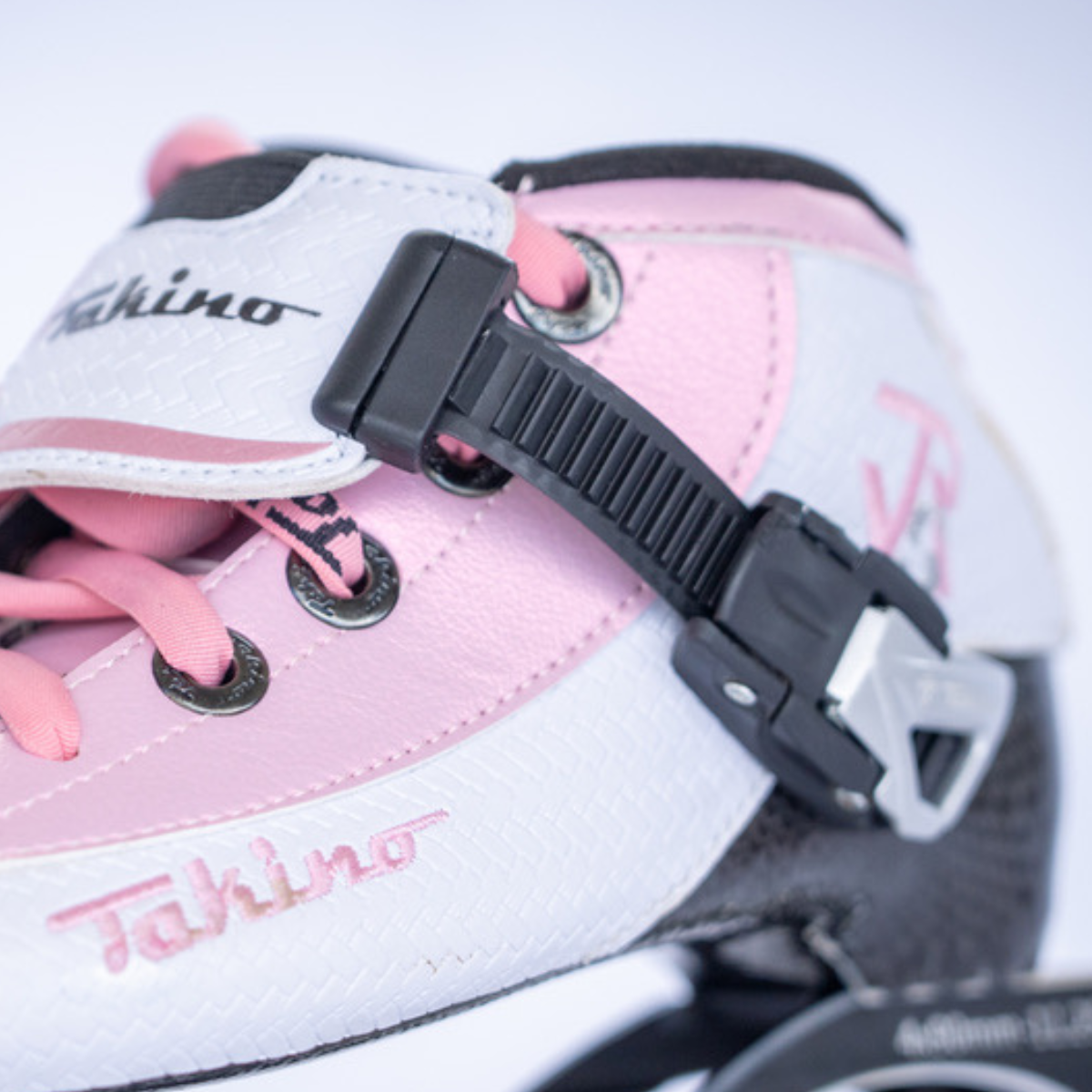 Bota Takino Junior - Color Rosada/Blanco